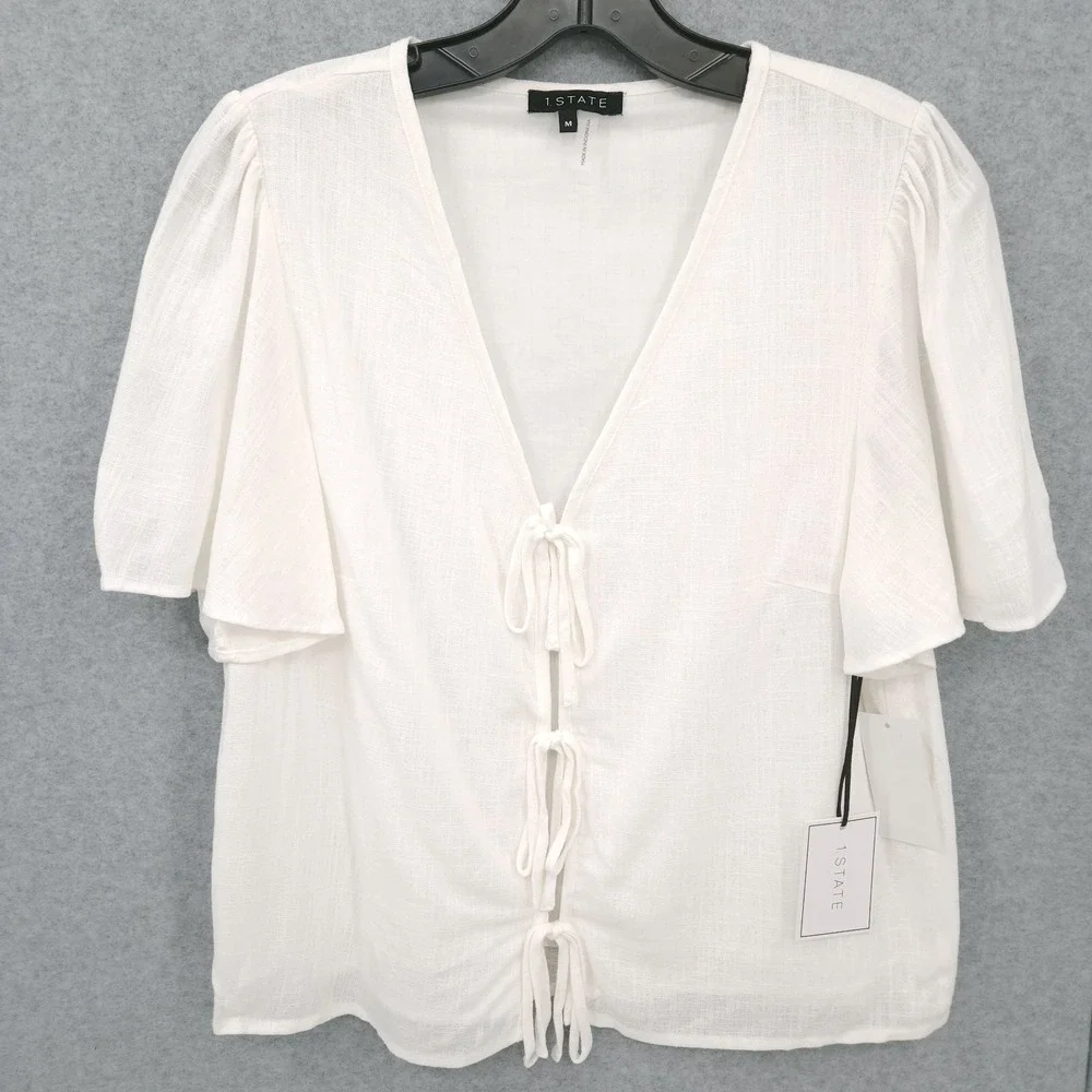 1. State Flutter Short Sleeve V Neck Aura Glow Ultra White Top Womens Size M NWT